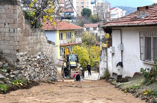 Orhaniye Mahallesi'nde yollar tamam